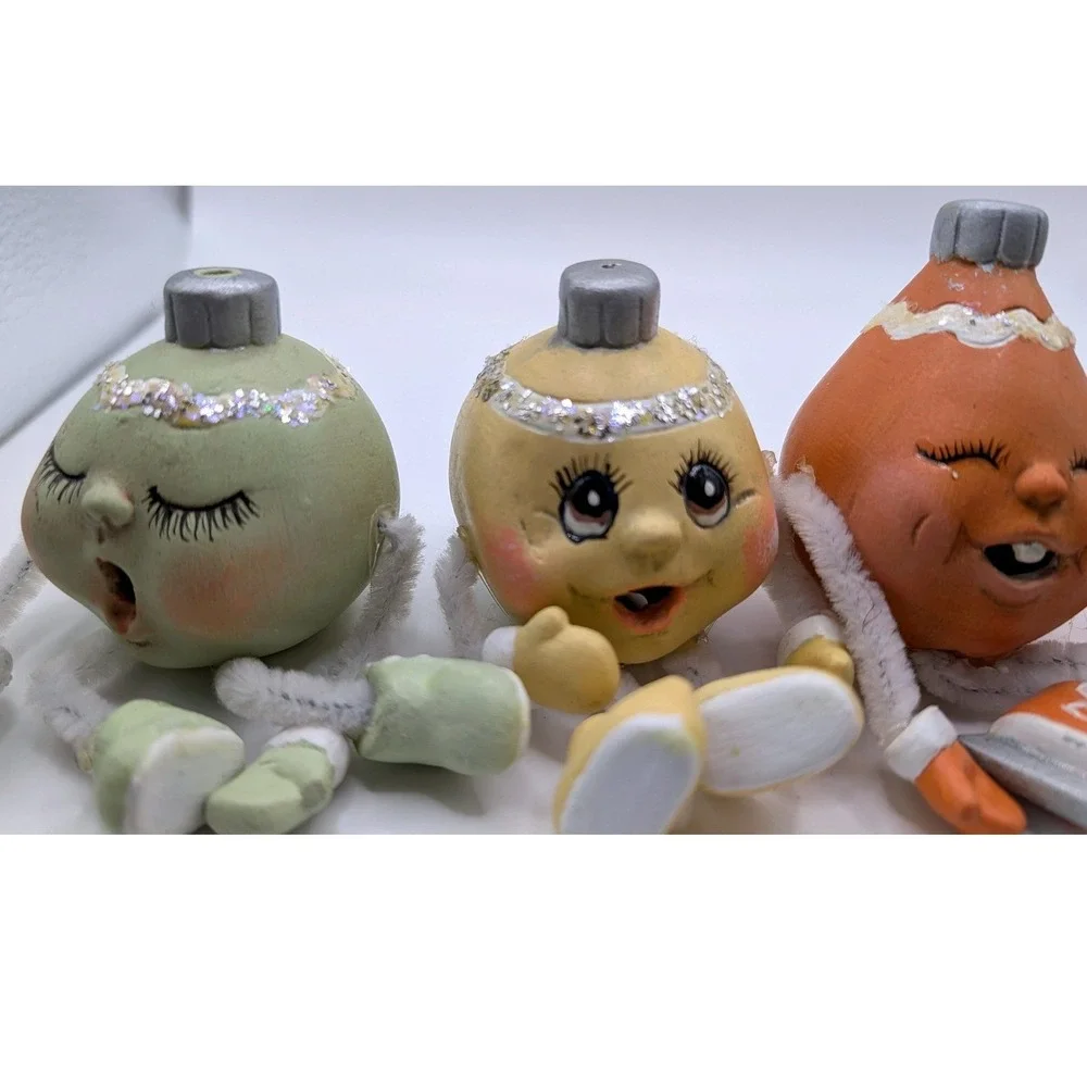 Vintage Anthropomorphic Christmas Ball‎ Ornaments Shelf Sitters Set of 4 Glitter